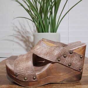 Bed Stu Leather Studded 3.5 inches Wedge Heel Sandals  sz 7.5